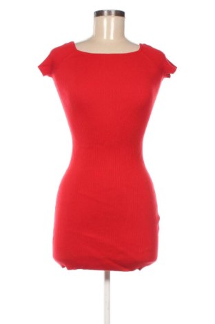 Рокля Bershka, Размер S, Цвят Червен, Цена 20,00 €