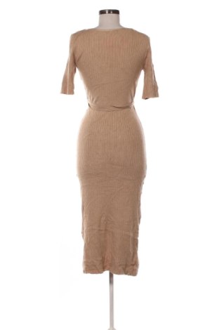 Kleid Catalog, Größe M, Farbe Beige, Preis € 26,99