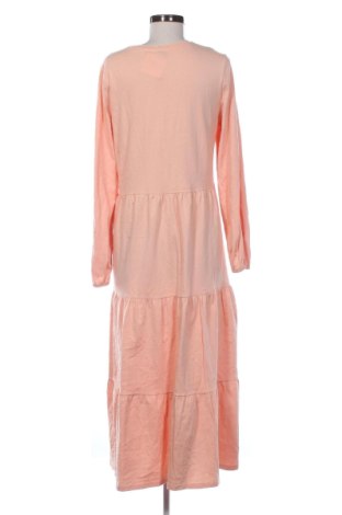 Kleid Defacto, Größe XL, Farbe Rosa, Preis 19,95 €