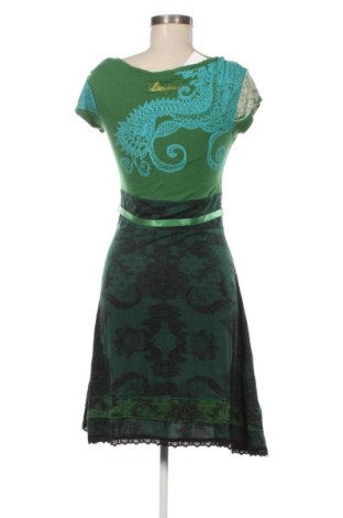 Рокля Desigual, Размер M, Цвят Многоцветен, Цена 42,00 €