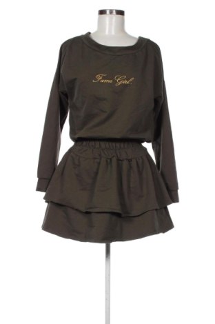 Kleid Fame, Größe S, Farbe Grün, Preis € 26,99