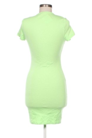 Sukienka Fb Sister, Rozmiar M, Kolor Zielony, Cena 104,99 zł