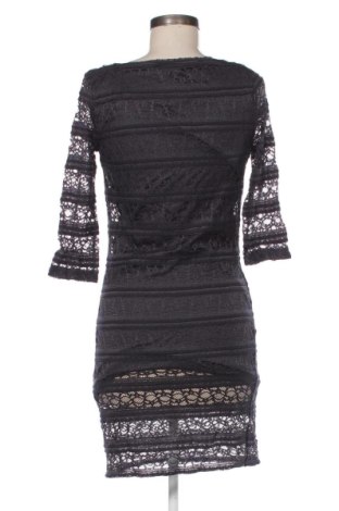 Sukienka Fishbone, Rozmiar M, Kolor Niebieski, Cena 107,17 zł