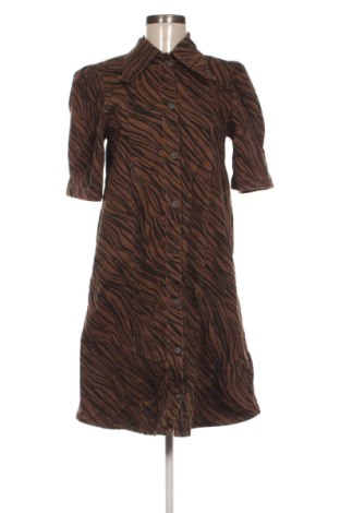 Рокля Gestuz, Размер M, Цвят Многоцветен, Цена 57,77 €