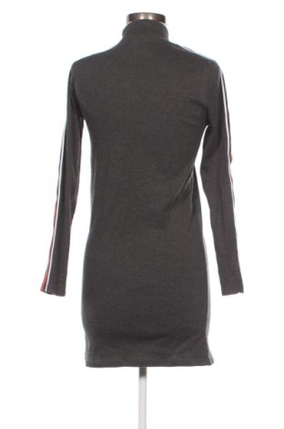 Рокля Groggy, Размер S, Цвят Сив, Цена 20,45 €