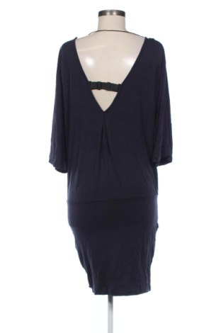 Рокля Guess, Размер M, Цвят Син, Цена 49,59 €