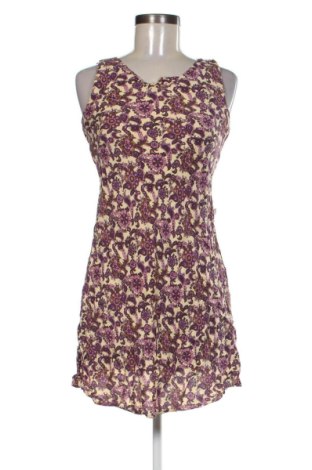 Рокля Guess, Размер S, Цвят Многоцветен, Цена 49,00 €