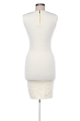 Ruha Guess, Méret S, Szín Ekrü
, Ár 20 281 Ft