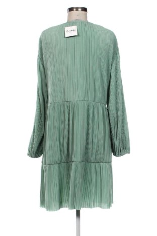 Рокля H&M, Размер XL, Цвят Зелен, Цена 20,00 €