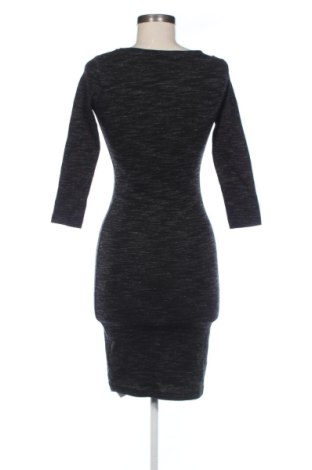 Рокля H&M, Размер XS, Цвят Многоцветен, Цена 20,00 €