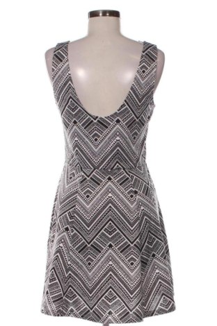 Kleid H&M Divided, Größe XL, Farbe Mehrfarbig, Preis 25,99 €