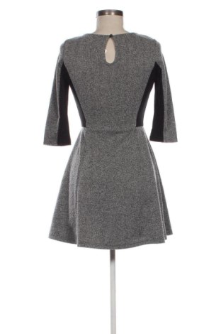 Sukienka H&M Divided, Rozmiar S, Kolor Kolorowy, Cena 104,99 zł