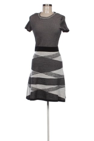 Kleid Hugo Boss, Größe S, Farbe Mehrfarbig, Preis 137,99 €