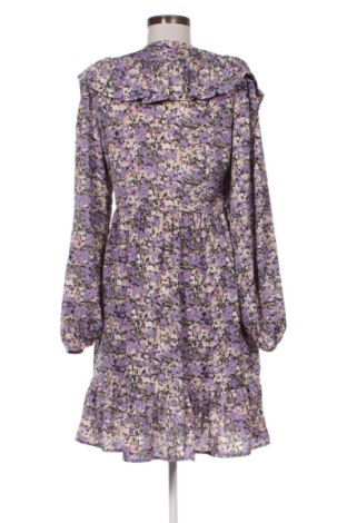 Sukienka Ichi, Rozmiar M, Kolor Kolorowy, Cena 131,00 zł