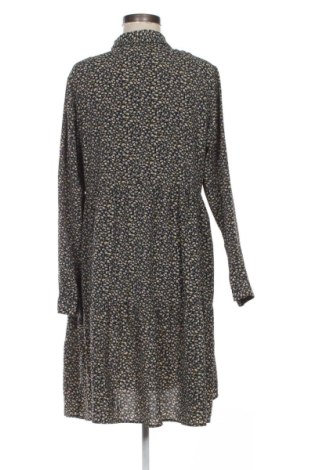 Šaty  Jdy, Velikost M, Barva Vícebarevné, Cena  599,00 Kč