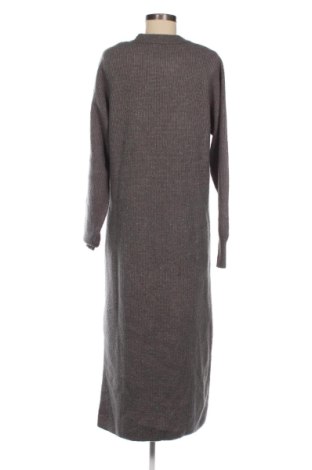 Kleid Miss E, Größe L, Farbe Grau, Preis € 20,00