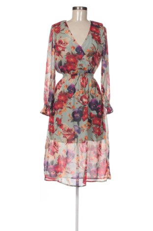 Рокля Mohito, Размер XS, Цвят Многоцветен, Цена 19,97 €
