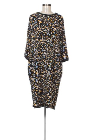 Kleid Monki, Größe M, Farbe Mehrfarbig, Preis 17,99 €