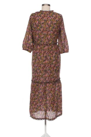 Рокля ONLY, Размер S, Цвят Многоцветен, Цена 17,89 €