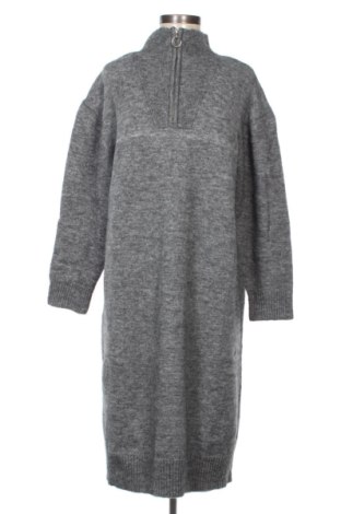 Рокля Object, Размер XL, Цвят Сив, Цена 56,24 €