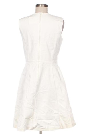 Kleid Orsay, Größe M, Farbe Weiß, Preis 25,99 €