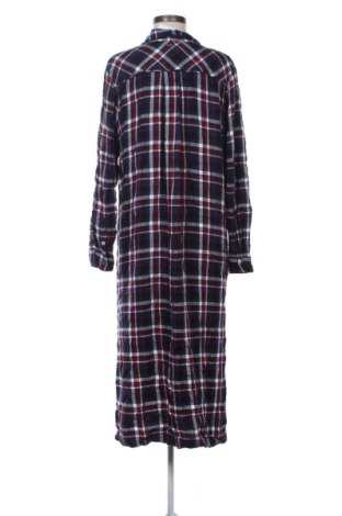 Рокля Pepe Jeans, Размер XL, Цвят Многоцветен, Цена 42,43 €