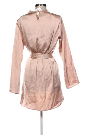 Ruha Pretty Lavish, Méret M, Szín Rózsaszín, Ár 46 764 Ft