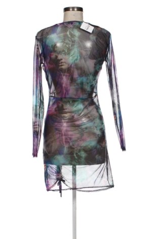Sukienka Pretty Little Thing, Rozmiar L, Kolor Kolorowy, Cena 107,17 zł