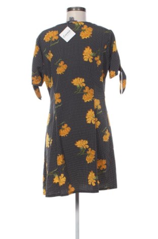 Рокля Primark, Размер L, Цвят Многоцветен, Цена 24,44 €