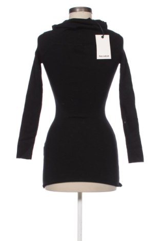 Рокля Pull&Bear, Размер XS, Цвят Черен, Цена 32,21 €