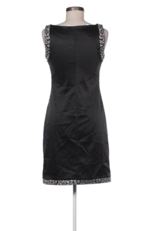 Ruha Rengin, Méret M, Szín Fekete, Ár 8 244 Ft