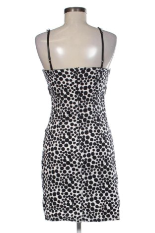 Рокля Rinascimento, Размер M, Цвят Многоцветен, Цена 49,59 €