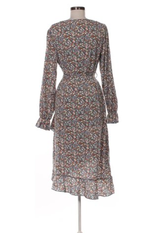 Рокля SHEIN, Размер M, Цвят Многоцветен, Цена 12,78 €