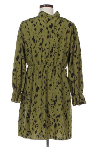 Sukienka SHEIN, Rozmiar XL, Kolor Kolorowy, Cena 104,99 zł