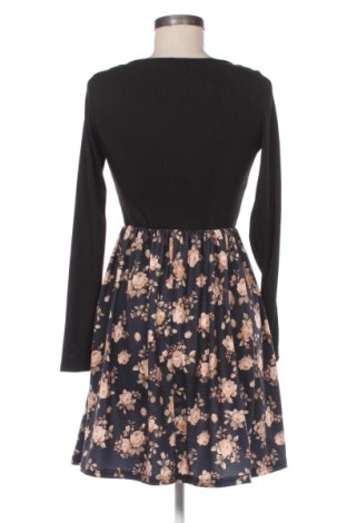 Šaty  SHEIN, Velikost S, Barva Vícebarevné, Cena  424,00 Kč