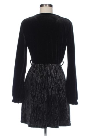 Šaty  SHEIN, Veľkosť M, Farba Viacfarebná, Cena  23,95 €