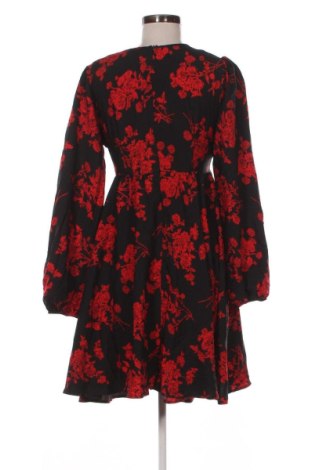 Kleid SHEIN, Größe M, Farbe Mehrfarbig, Preis 25,99 €