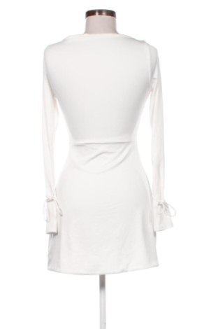 Рокля SHEIN, Размер S, Цвят Бял, Цена 19,97 €