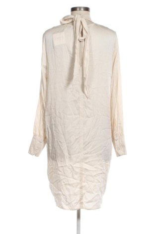 Sukienka Selected Femme, Rozmiar M, Kolor ecru, Cena 171,47 zł