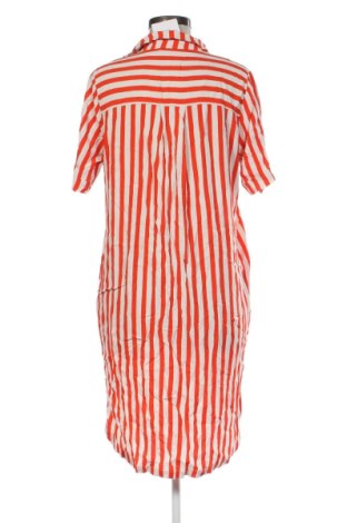 Рокля Selected Femme, Размер M, Цвят Многоцветен, Цена 32,00 €