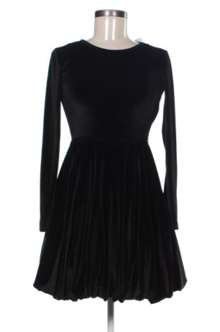 Рокля Sinsay, Размер XS, Цвят Черен, Цена 30,00 €
