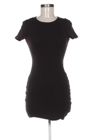 Рокля Sinsay, Размер M, Цвят Черен, Цена 17,38 €