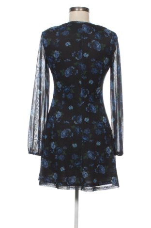 Kleid Stradivarius, Größe M, Farbe Mehrfarbig, Preis 25,99 €