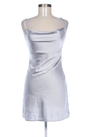 Kleid Stradivarius, Größe S, Farbe Grau, Preis 19,97 €