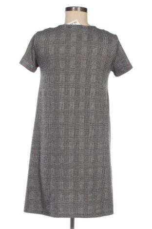 Kleid Stradivarius, Größe M, Farbe Mehrfarbig, Preis € 26,99