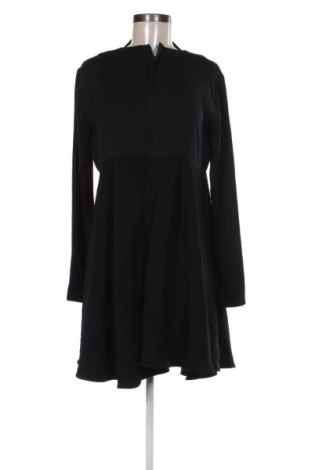 Kleid Surface To Air, Größe M, Farbe Schwarz, Preis 42,00 €