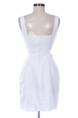 Sukienka Trendyol, Rozmiar S, Kolor Biały, Cena 296,02 zł