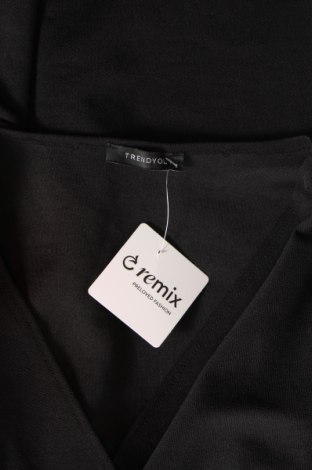 Kleid Trendyol, Größe S, Farbe Schwarz, Preis 31,99 €