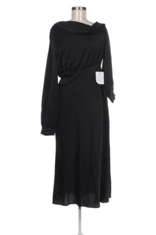 Sukienka Tussah, Rozmiar M, Kolor Czarny, Cena 404,99 zł