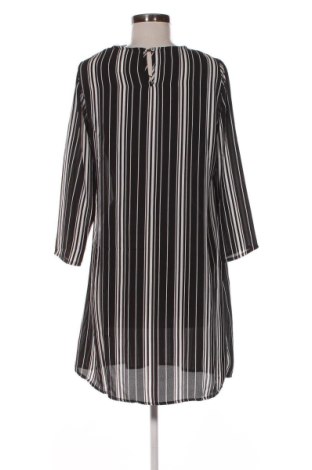 Kleid Unbranded, Größe M, Farbe Mehrfarbig, Preis 25,99 €